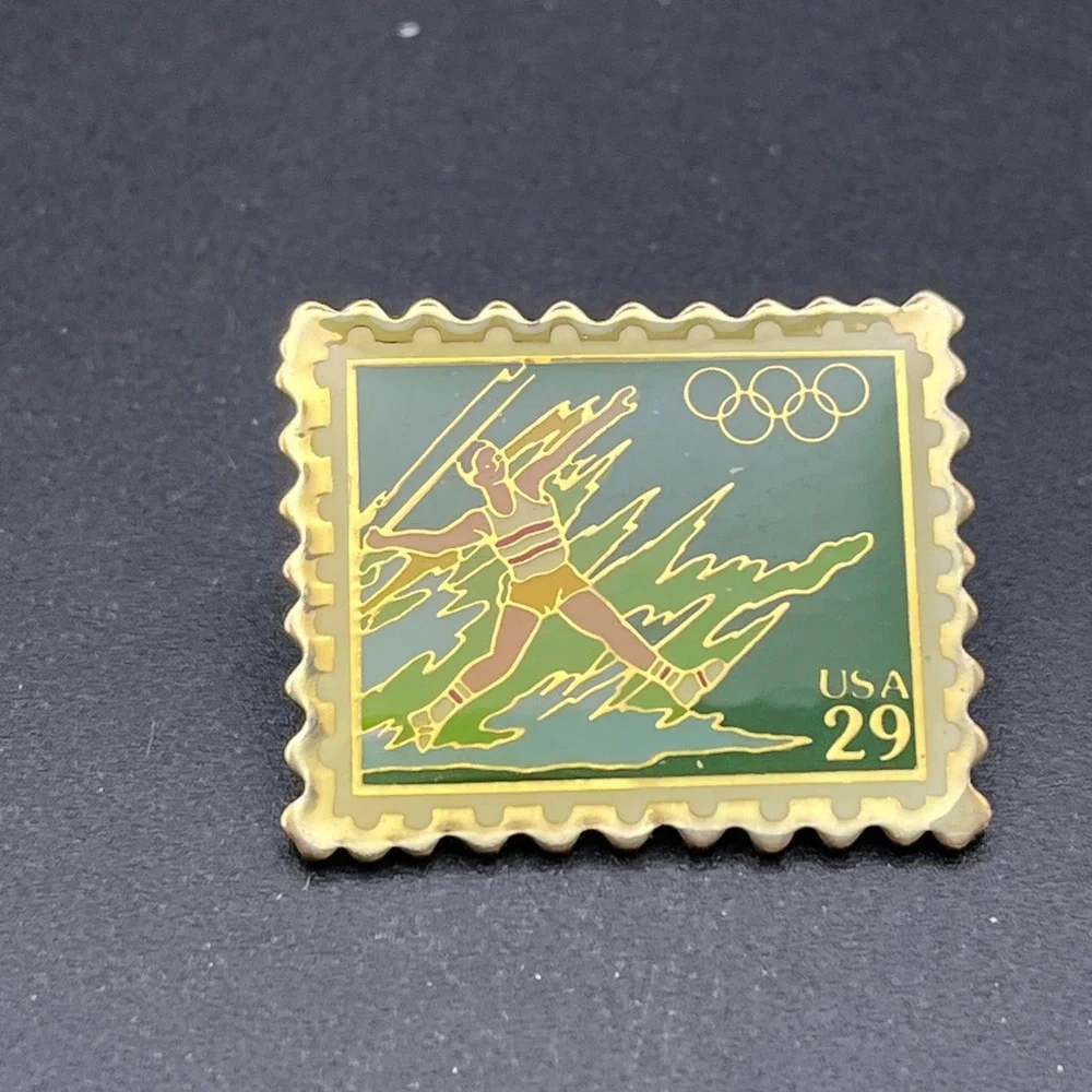 1992 Barcelona‎ Summer Olympics USPS Sponsor Javelin Stamp Lapel Hat Pin